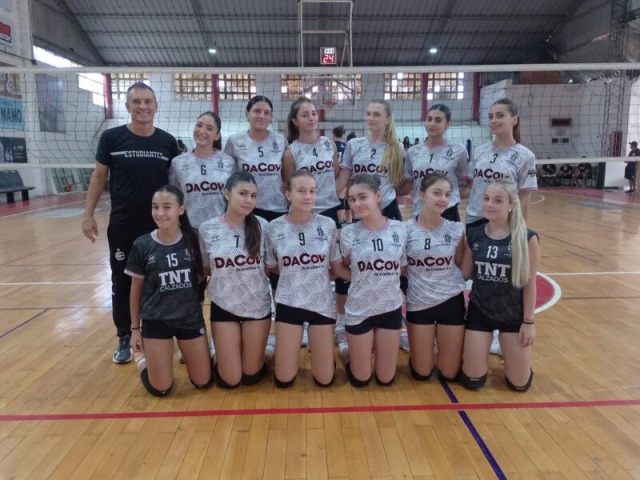 Estudiantes particip� en el Torneo Abierto Sub 16 en Santa Fe